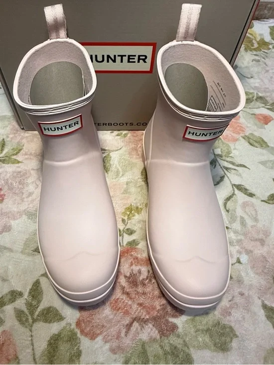 Hunter PINK PLAY™ Short Rain Boot NEW IN BOX - Picture 14 of 15